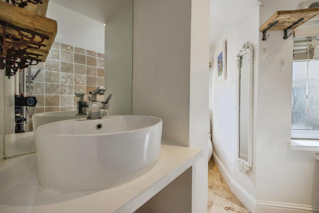 Bathroom/Wc