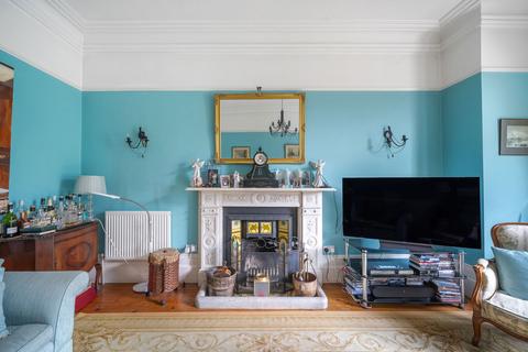 17 Elm Road, Beckenham, BR3 4JB