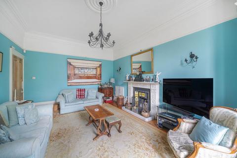 17 Elm Road, Beckenham, BR3 4JB