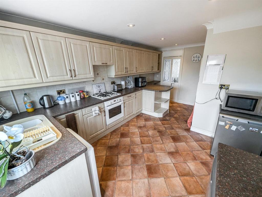 PXL 20250621 121527054.RAW-01.COVER.jpg