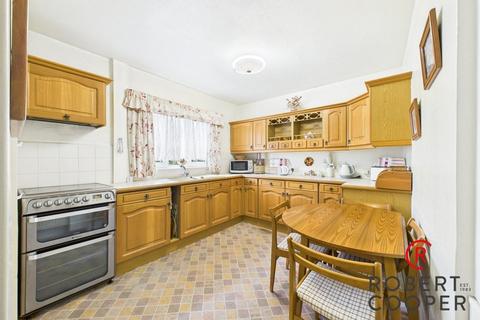 undefined, South Park Way, Ruislip, HA4