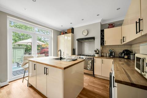 23 Westhurst Drive, Chislehurst, BR7 6HS