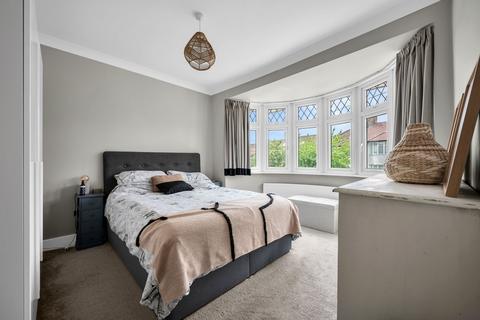 23 Westhurst Drive, Chislehurst, BR7 6HS