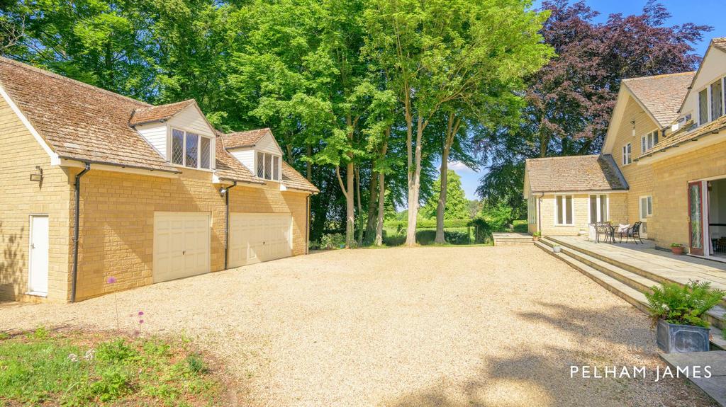 Lakeland Lodge, Edith Weston