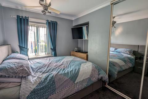11 Cedar Avenue, Worcester, WR4 9UD