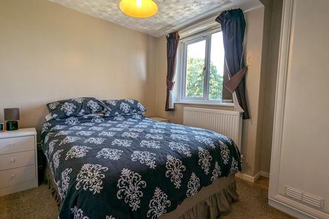 11 Cedar Avenue, Worcester, WR4 9UD