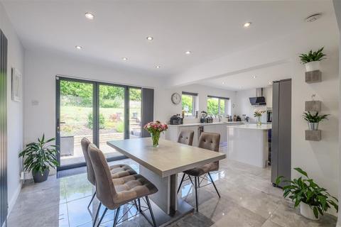 5 bedroom detached house for sale, Smithfield Avenue, Halifax