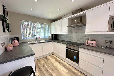 5 bedroom detached house for sale, Bluebell Crescent, Wolverhampton WV11