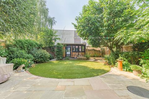 5 bedroom house to rent, Suffolk Road, Barnes, SW13