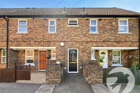 23 Lions Close, London, SE9 4HG