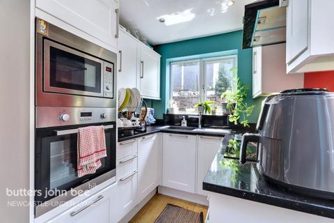 3 bedroom detached house for sale, Briarbank Close, Stoke-on-trent