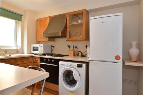 1 bedroom ground floor flat for sale, Millhaven Close, Chadwell Heath, Essex
