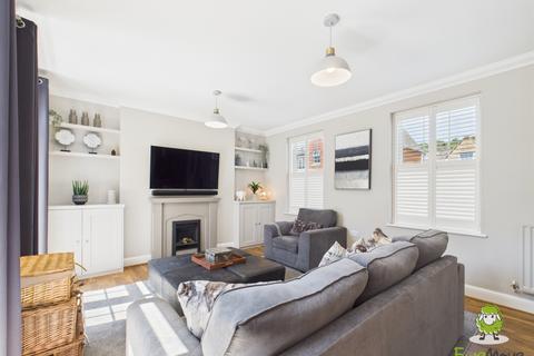 34 Compton Way, Sherfield On Loddon, Hook, RG27 0SQ