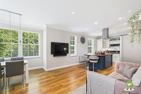 34 Compton Way, Sherfield On Loddon, Hook, RG27 0SQ