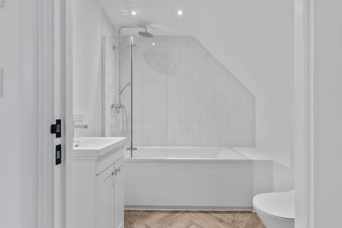 3 bedroom house for sale, Old Dairy Mews, Horse Hill, Horley, Surrey, RH6