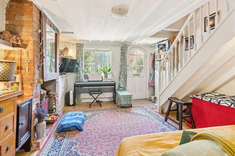 2 bedroom terraced house for sale, Park Road, Rickmansworth WD3