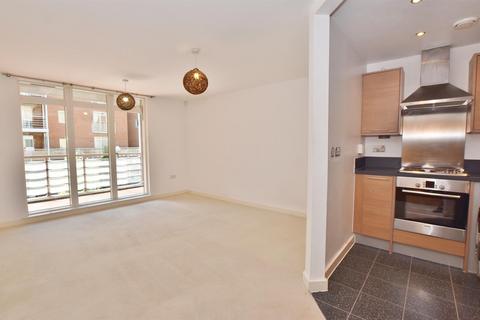 2 bedroom flat to rent, Kingfisher Meadow, Maidstone