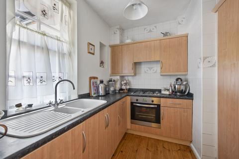 2 bedroom flat for sale, Lancaster West, London, W11