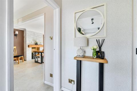 24 Ocklynge Close, Bexhill-on-sea, TN39 4PF