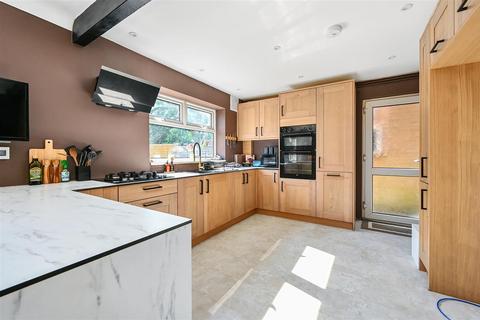 24 Ocklynge Close, Bexhill-on-sea, TN39 4PF