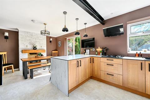 24 Ocklynge Close, Bexhill-on-sea, TN39 4PF