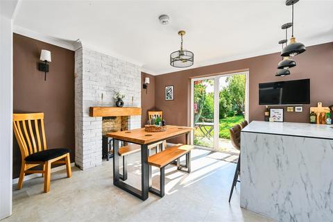 24 Ocklynge Close, Bexhill-on-sea, TN39 4PF
