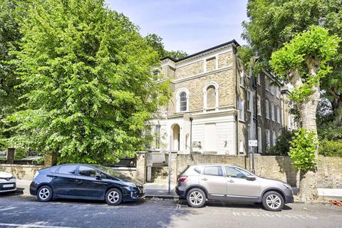 Cambridge Gardens, North Maida Vale, London, NW6