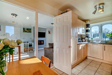 31 Beck Lane, Collingham, Wetherby, LS22 5BW