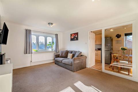 31 Beck Lane, Collingham, Wetherby, LS22 5BW