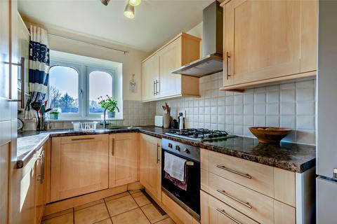 31 Beck Lane, Collingham, Wetherby, LS22 5BW