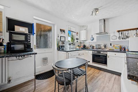 3 bedroom detached house for sale, Bramshill Avenue, Kettering NN16