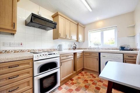 2 bedroom bungalow for sale, Symington Way, Market Harborough LE16