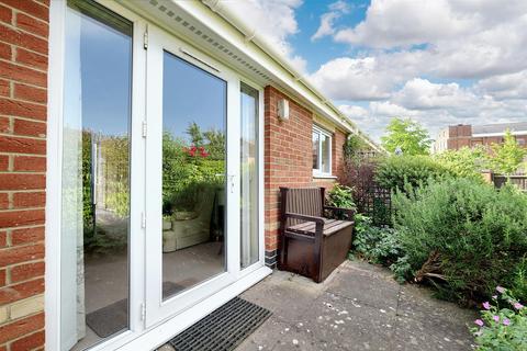 2 bedroom bungalow for sale, Symington Way, Market Harborough LE16