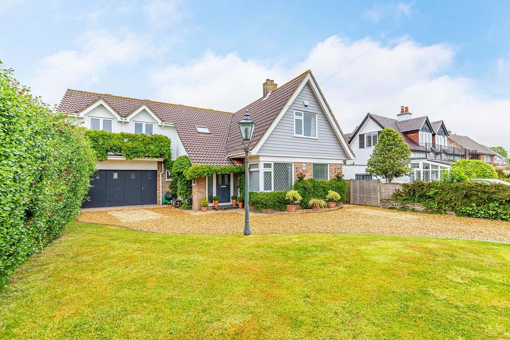 Barton Wood Road, Barton On Sea, New... 4 bed detached house for sale ...