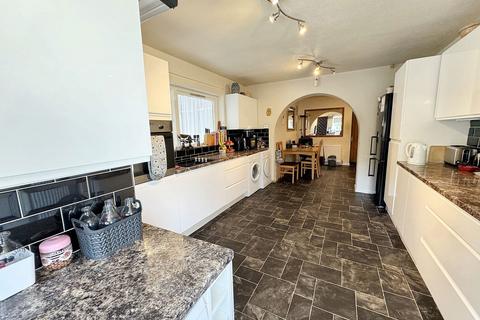 3 Bron Gele, Abergele, LL22 9YF