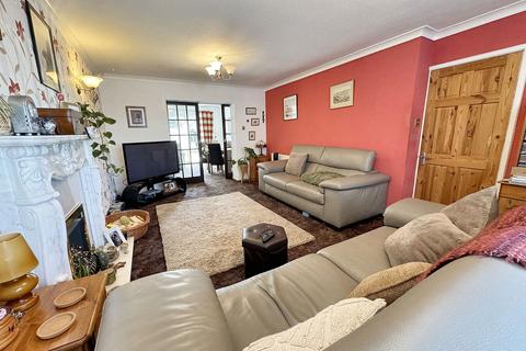 undefined, Bron Gele, Belgrano, Conwy, LL22 9YF