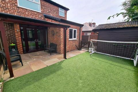 33 Chappell Road, Droylsden, Manchester, M43 7WA