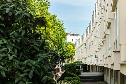 39 Warwick Crescent, London, W2 6NE