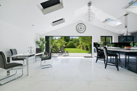 5 bedroom semi-detached house for sale, London Road, Epsom, KT17