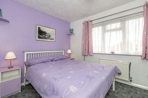 68 Kelvin Gardens, Croydon, CR0 4UR