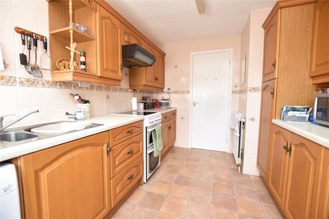 7 Bamburgh Close, Leeds, LS15 8UQ