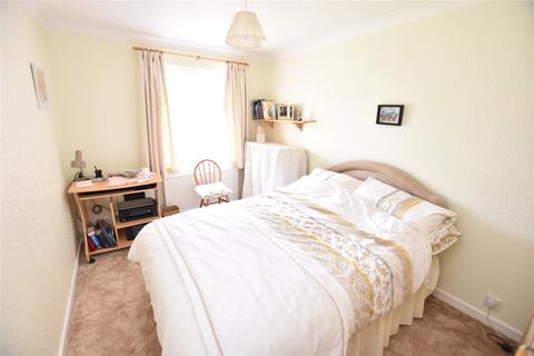7 Bamburgh Close, Leeds, LS15 8UQ