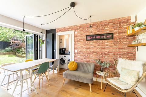 32 Elm Walk, Portishead, Bristol, BS20 6SX