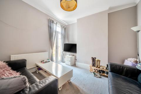 52 Pitcairn Road, Mitcham, CR4 3LL