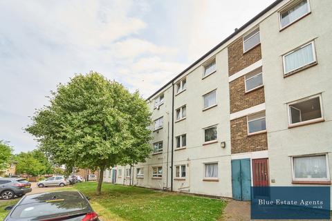 3 bedroom flat for sale, Convent Way, Southall, UB2