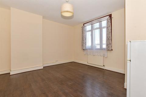 3 bedroom maisonette for sale, Billet Road, Walthamstow