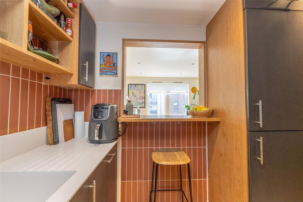 Kitchen Alt