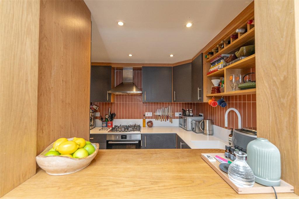 Kitchen Alt
