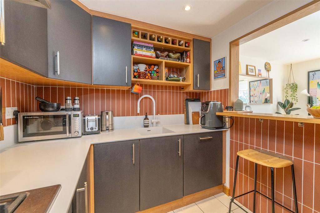 Kitchen Alt