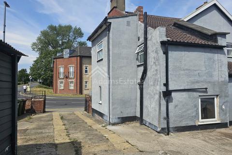 5 bedroom block of apartments for sale, Doncaster Road, Knottingley